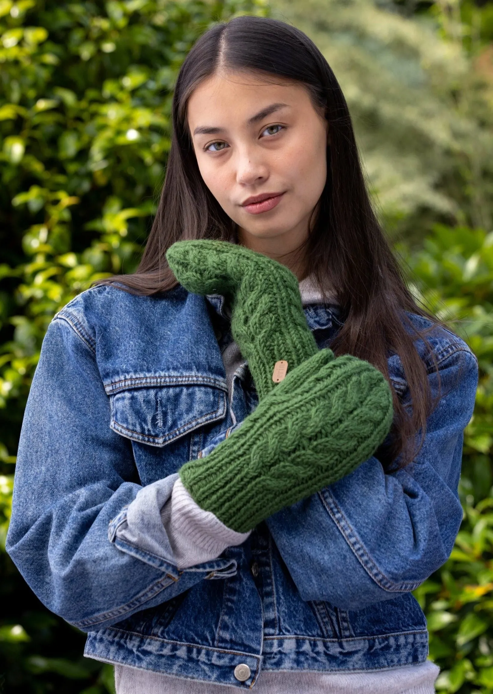 Aran Cable Mittens | Green