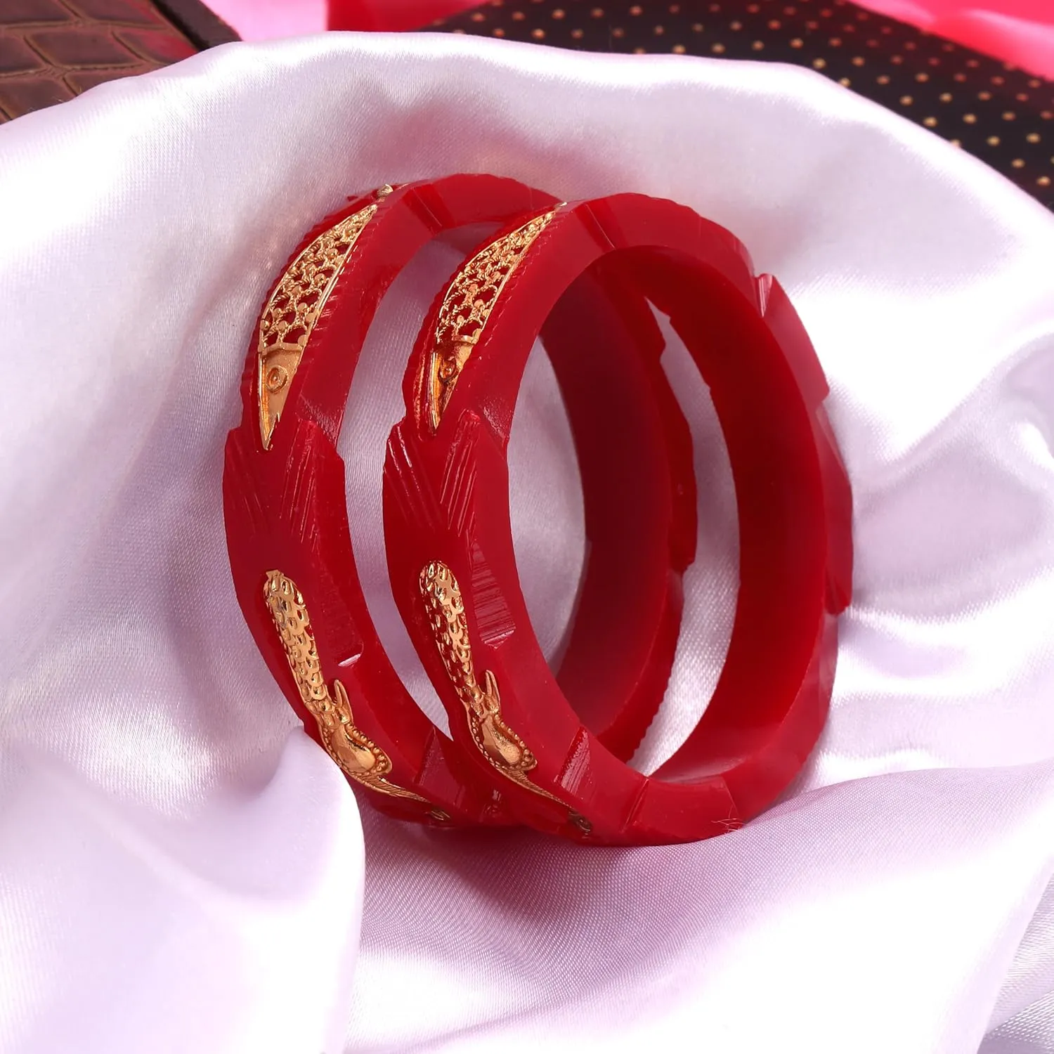 Meenakshi imitation Gold Plated Handcrafted Peacock & Fish Design Pola Bangles Set Gift For Her Bollywood Women Jewelry Bangle Bracelets Kangan (Set of 4, Red & White)