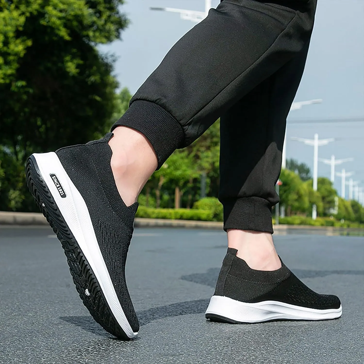 Men's Fashion Sneakers Men's Shoes Walking Shoe for Men Slip on Shoe for Men Lightweight Athletic Gym Sneaker