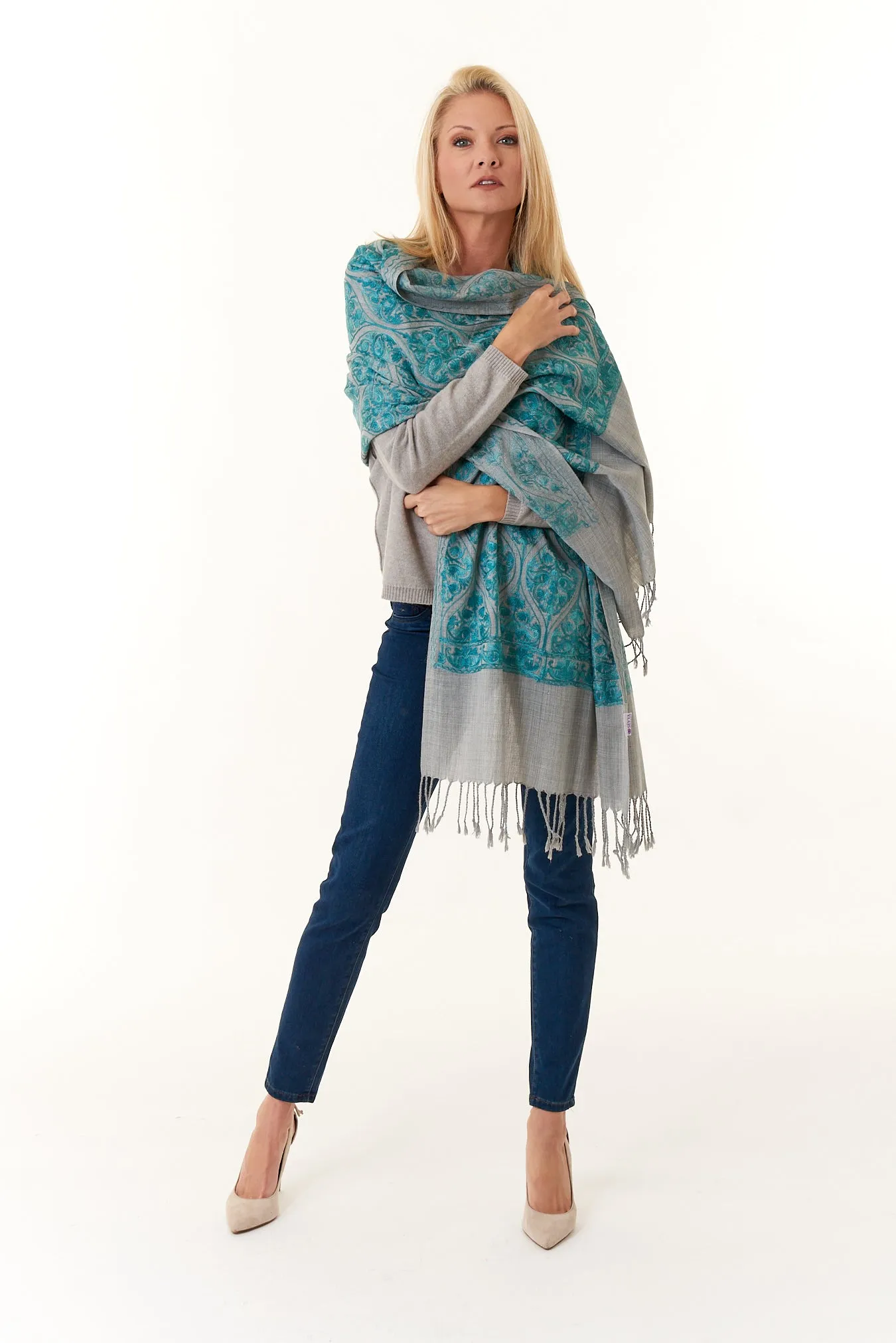 Sevya Handmade, Surani hand embroidered wool shawl 28x72