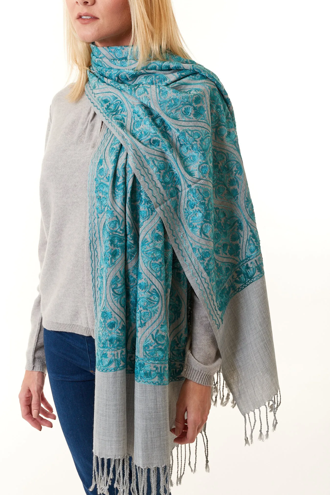 Sevya Handmade, Surani hand embroidered wool shawl 28x72