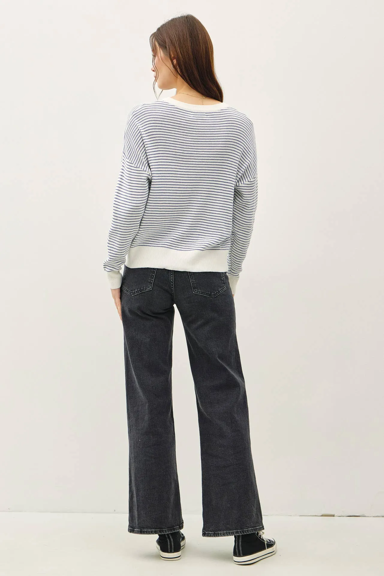 STRIPED LONG SLEEVE SWEATER