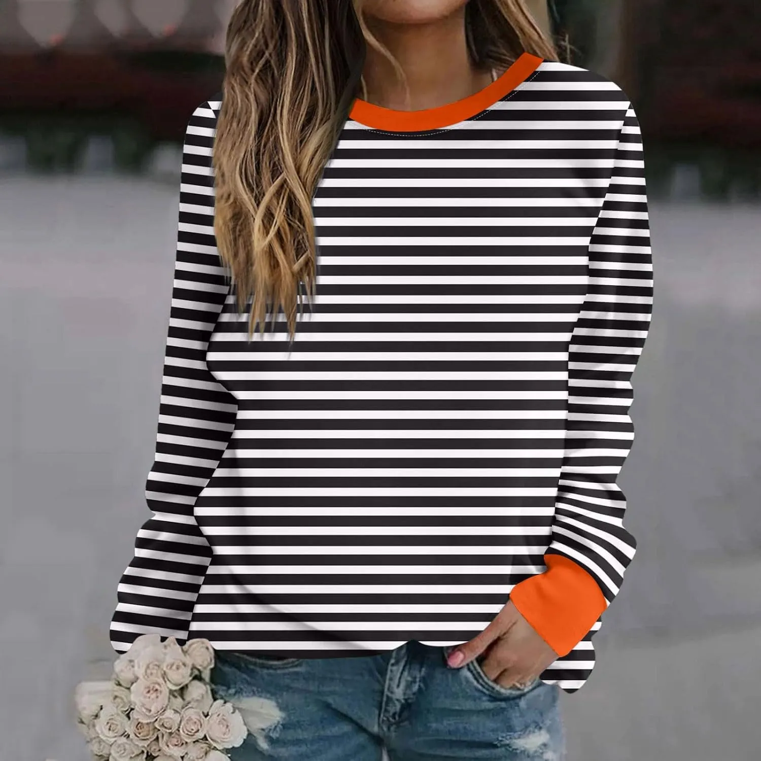 Women Striped Crewneck Sweatshirts Trendy 2024 Pullover Tops Long Sleeve Preppy Shirts Fall Fashion Clothing